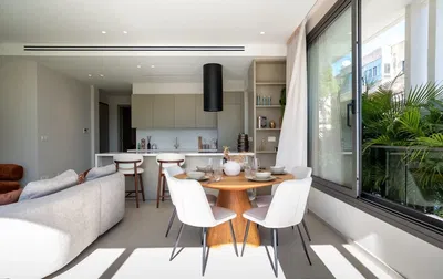 Wohnzimmer; blick, tageslicht, moderner stil