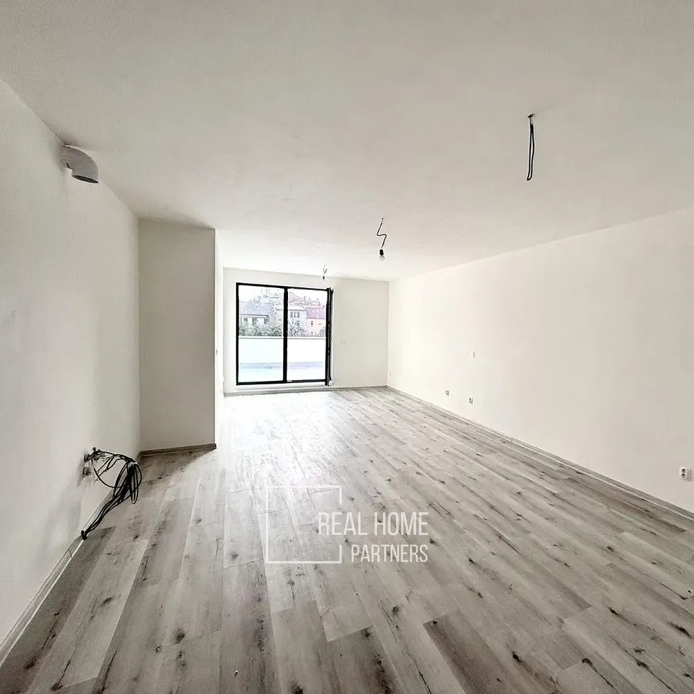 Wohnzimmer; holzboden, tageslicht, blick