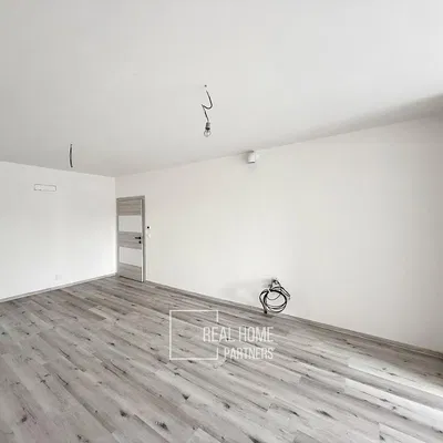 Sonstiges; holzboden, tageslicht