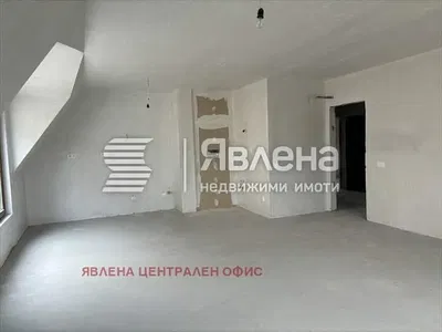 Остало; потребна реновација, природно светло