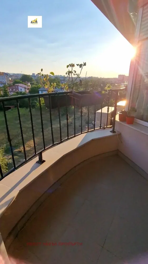 Balcon; vue, carrelage