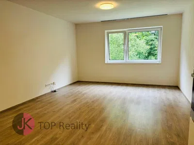 Schlafzimmer; blick, holzboden, tageslicht