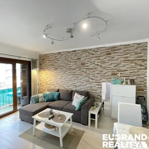 Wohnzimmer; blick, tageslicht, moderner stil