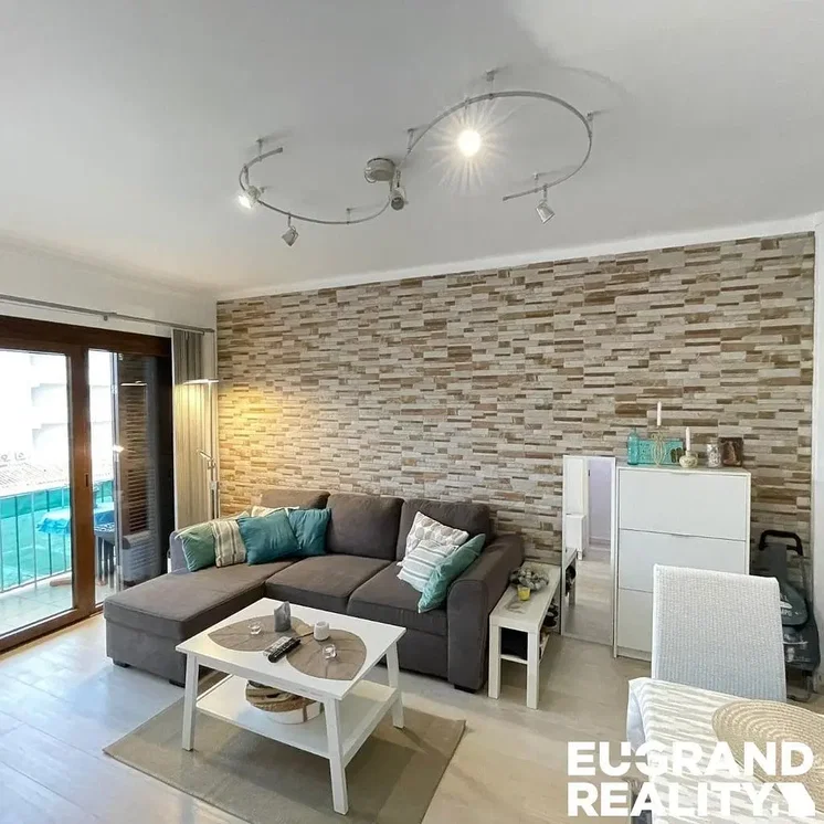 Wohnzimmer; blick, tageslicht, moderner stil