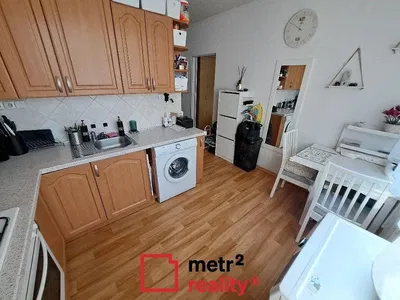 Küche; küchengeräte, fliesenboden