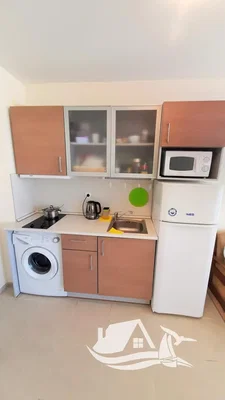 Kuhinja; kuhinjski aparati, pločice, renoviran, prirodno svjetlo