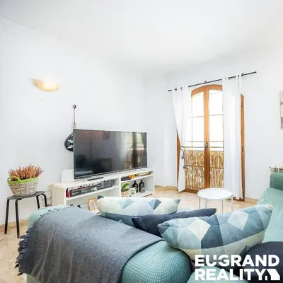 Wohnzimmer; tageslicht, moderner stil