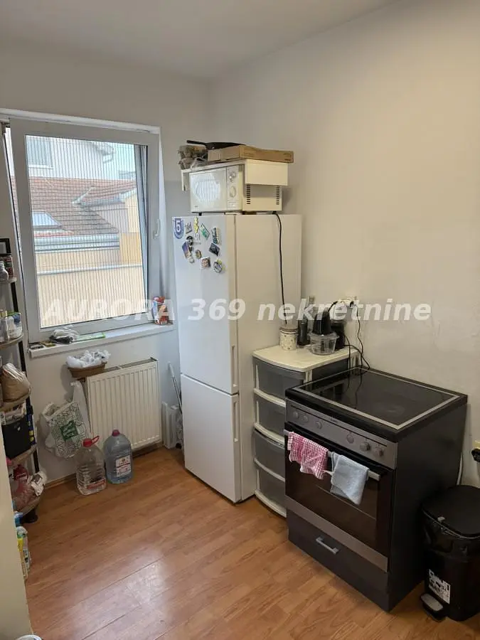 Cuisine; électroménager, carrelage
