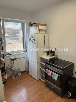 Cuisine; électroménager, carrelage