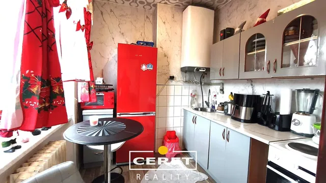 Kuchnia; sprzęt kuchenny, podgrzewacz wody