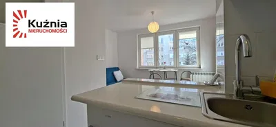 Kuhinja; pogled, prirodno svjetlo