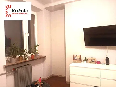 Спаваћа соба; природно светло, модерни стил