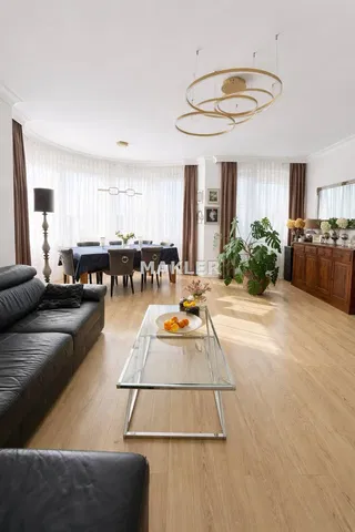 Salon; światło dzienne, styl nowoczesny