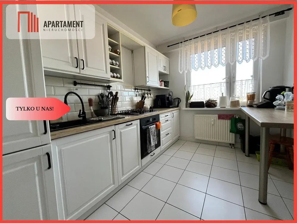 Кухиња; кухињски апарати, плочице, природно светло