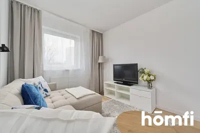 Dnevni boravak; prirodna svjetlost, moderan stil