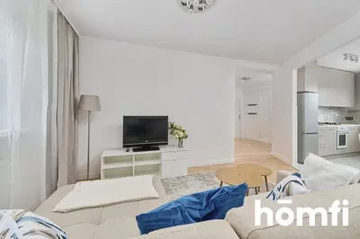 Dnevni boravak; prirodna svjetlost, moderan stil