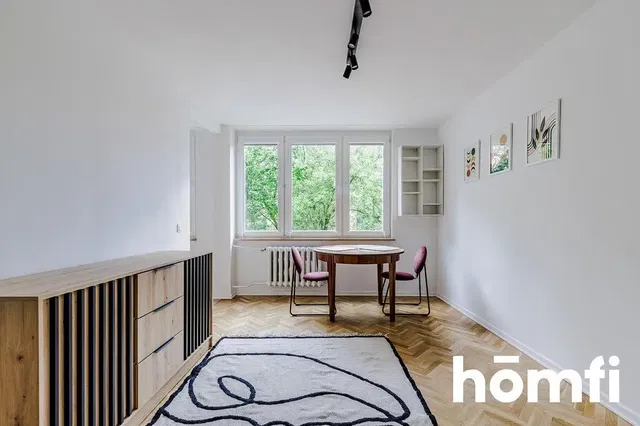 Wohnzimmer; blick, holzboden, tageslicht, moderner stil