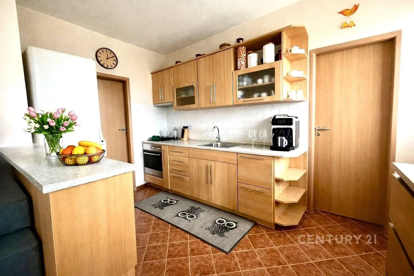 مطبخ; أجهزة المطبخ, ضوء طبيعي, أسلوب عصري