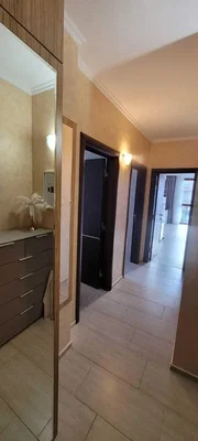 Cloakroom; tile floor, natural light