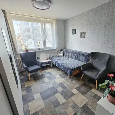 Oturma odası; doğal ışık, modern stil