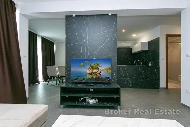 Living room; natural light, modern style, tile floor