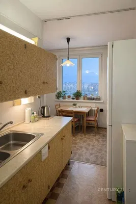 Mutfak; mutfak aletleri, manzara, doğal ışık