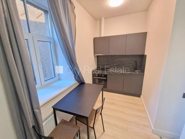 Cucina; elettrodomestici, vista, luce naturale