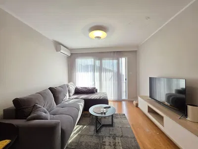 Oturma odası; doğal ışık, modern stil