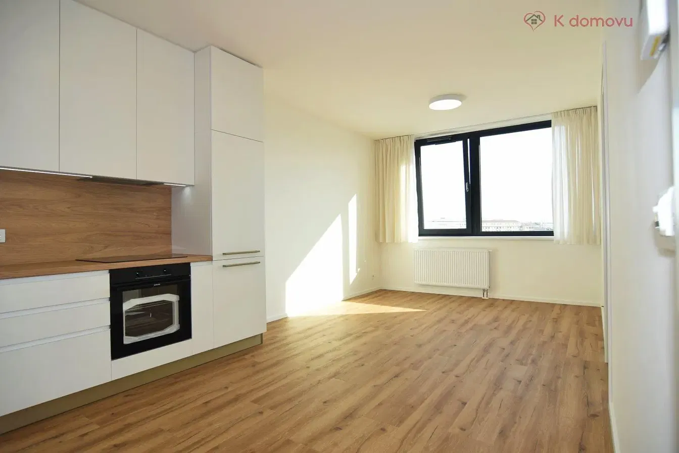Mutfak; mutfak aletleri, doğal ışık, modern stil, tadilatlı
