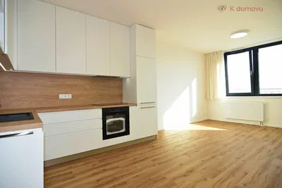 Mutfak; doğal ışık, modern stil, tadilatlı