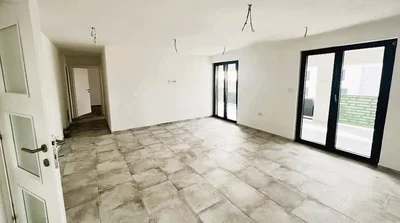 Obývací pokoj; dlažba, přirozené světlo