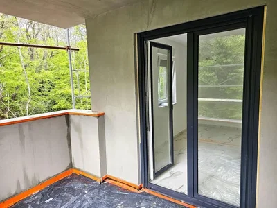 Balkon; výhled, nutná rekonstrukce