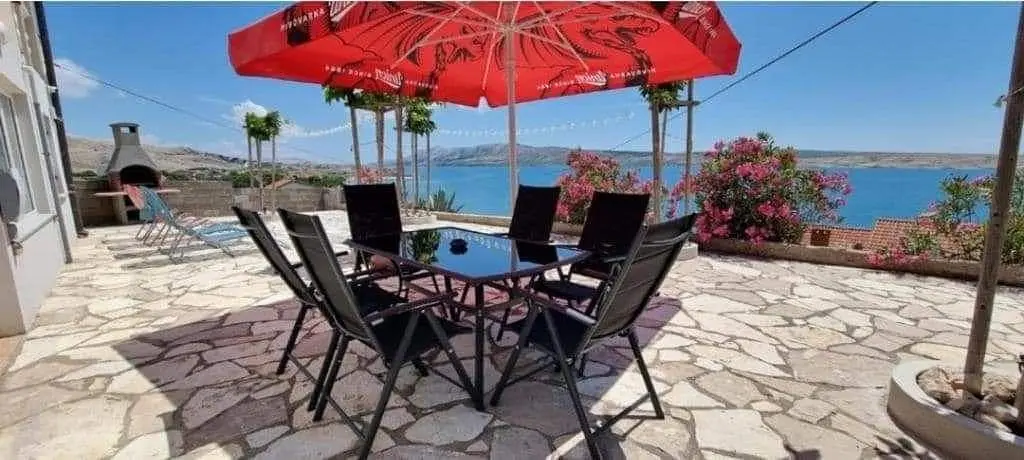 Ταράτσα; θέα