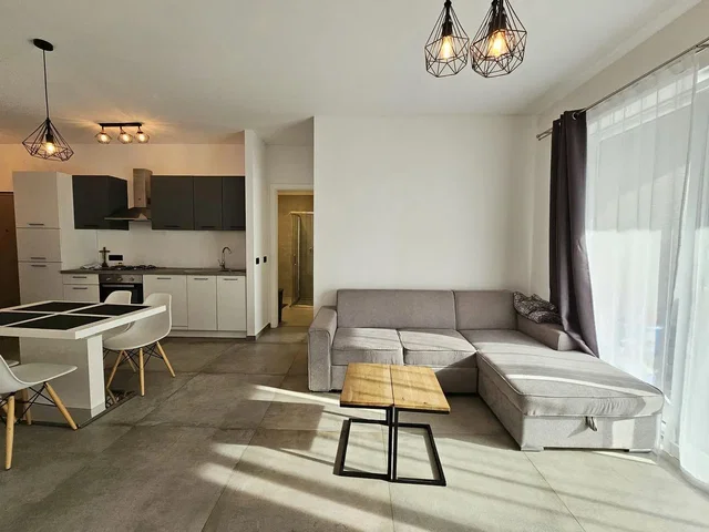 Wohnzimmer; tageslicht, moderner stil, fliesenboden