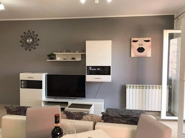 Obývací pokoj; moderní styl, přirozené světlo