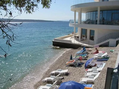 شرفة; إطلالة