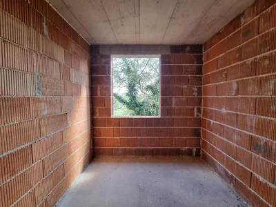 Ostatní; přirozené světlo, nutná rekonstrukce