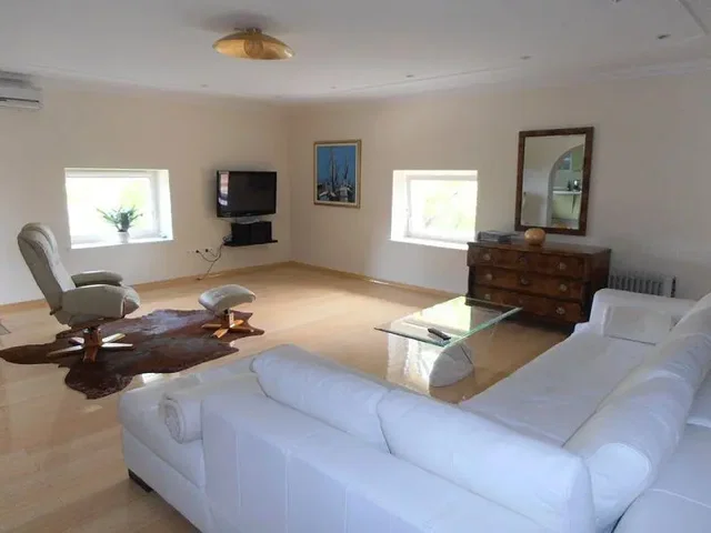 Living room; natural light, modern style