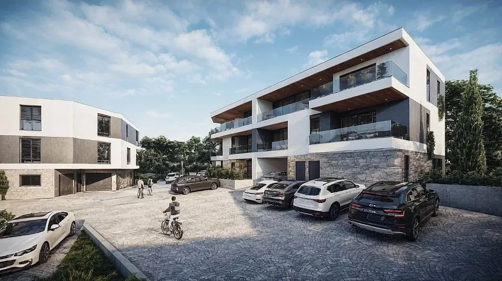 Dům a okolí; výhled