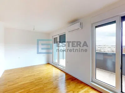 Wohnzimmer; holzboden, blick, tageslicht