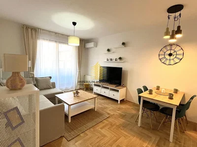 Wohnzimmer; tageslicht, moderner stil