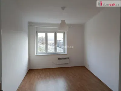 Schlafzimmer; blick, holzboden, tageslicht