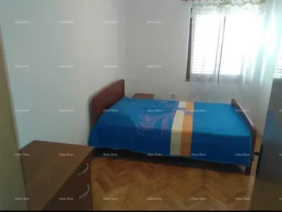 Spavaća soba; drveni pod, prirodna svjetlost