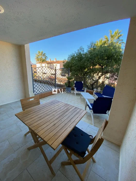Terraço; vista, chão de azulejo