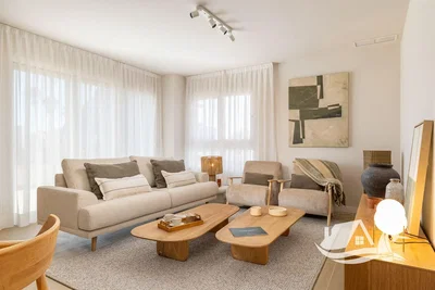 Oturma odası; doğal ışık, modern stil