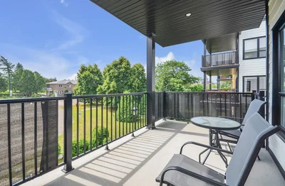 Balcony; view, natural light