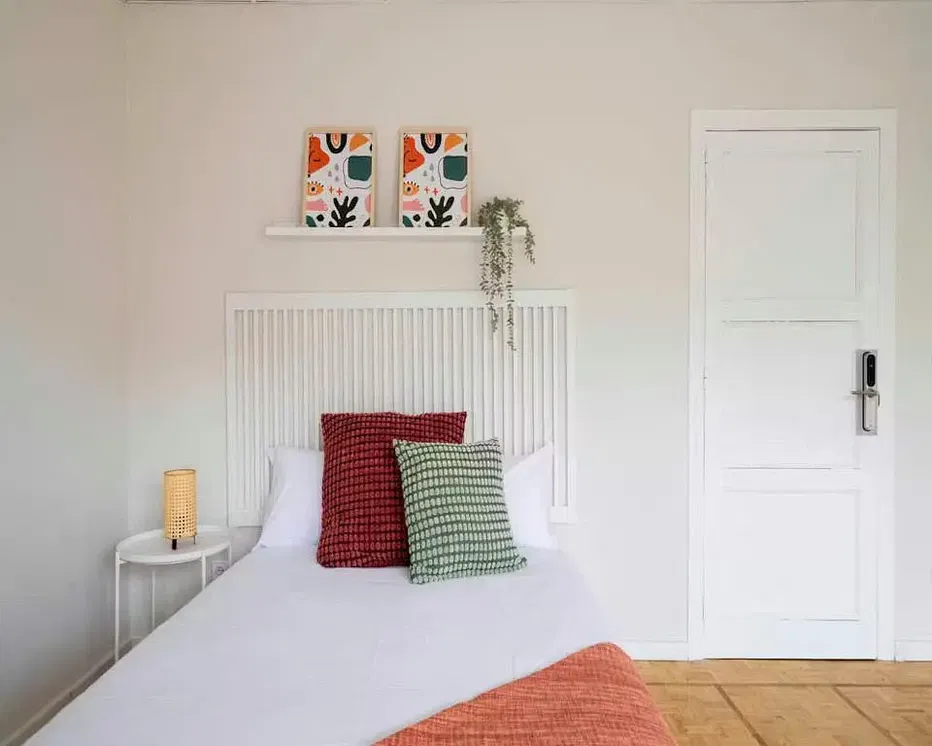 Schlafzimmer; tageslicht, moderner stil