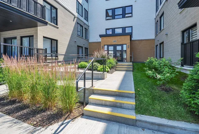 Haus und umgebung; tageslicht