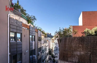 Кућа и околина; поглед