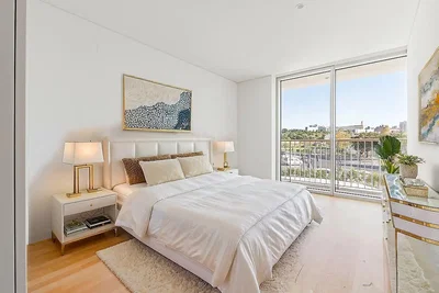 Schlafzimmer; blick, tageslicht, moderner stil